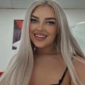 Mayla, mit herrlichen Brüsten in 80 C. Bild
