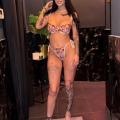Emma Anal Queen, mit Top Service. Bild
